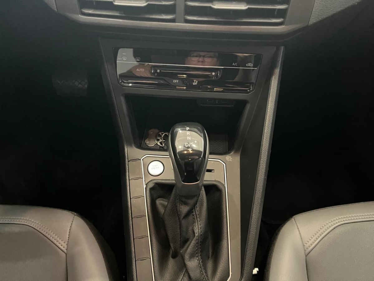 2024 Volkswagen Nivus 5p Highline L3/1.0/T Aut