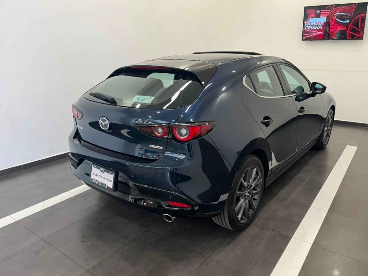 2025 Mazda Mazda 3 5p Hatchback i Sport L4/2.5 Aut
