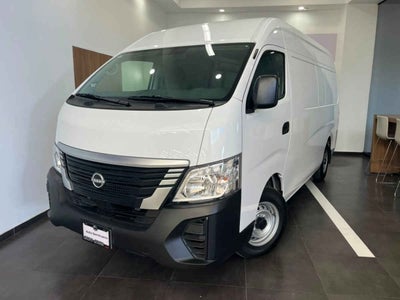 2025 Nissan Urvan 4p Amplia L4/2.5 Man