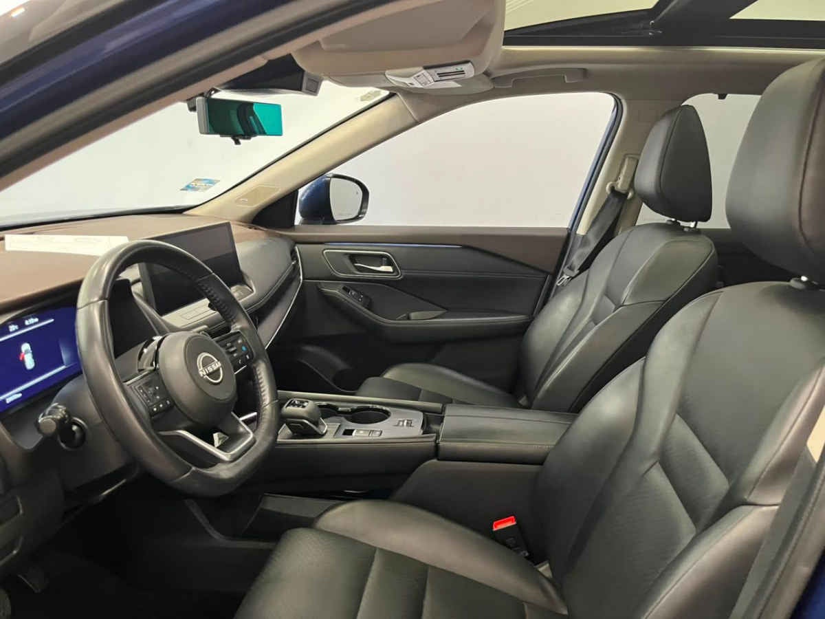2024 Nissan X-Trail 5p Platinum Plus 2 Row L4/2.5 Aut