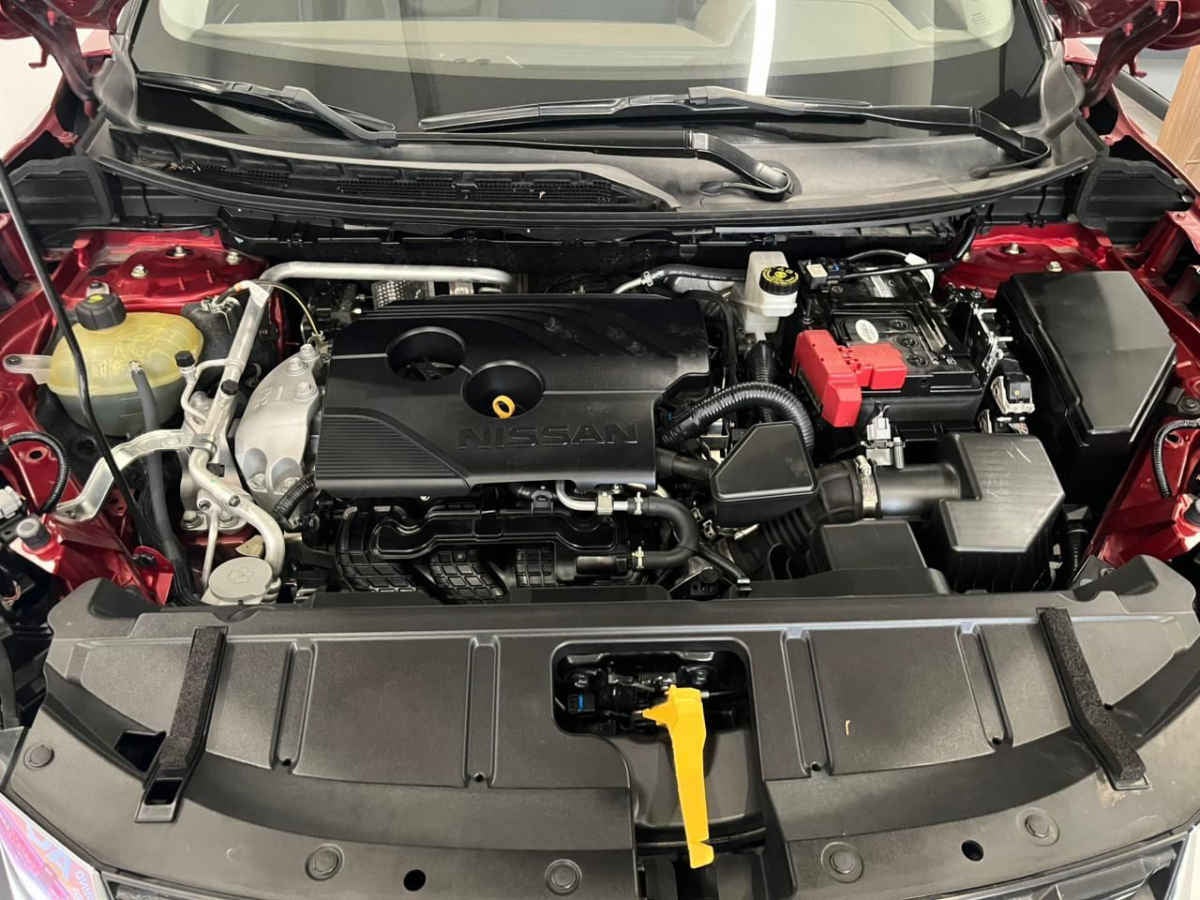 2023 Nissan X-Trail 5p Platinum 2 Row L4/2.5 Aut