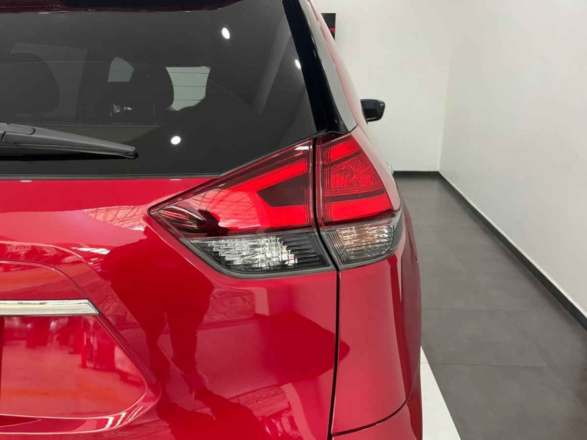 2018 Nissan X-Trail 5p Advance 2 L4/2.5 Aut