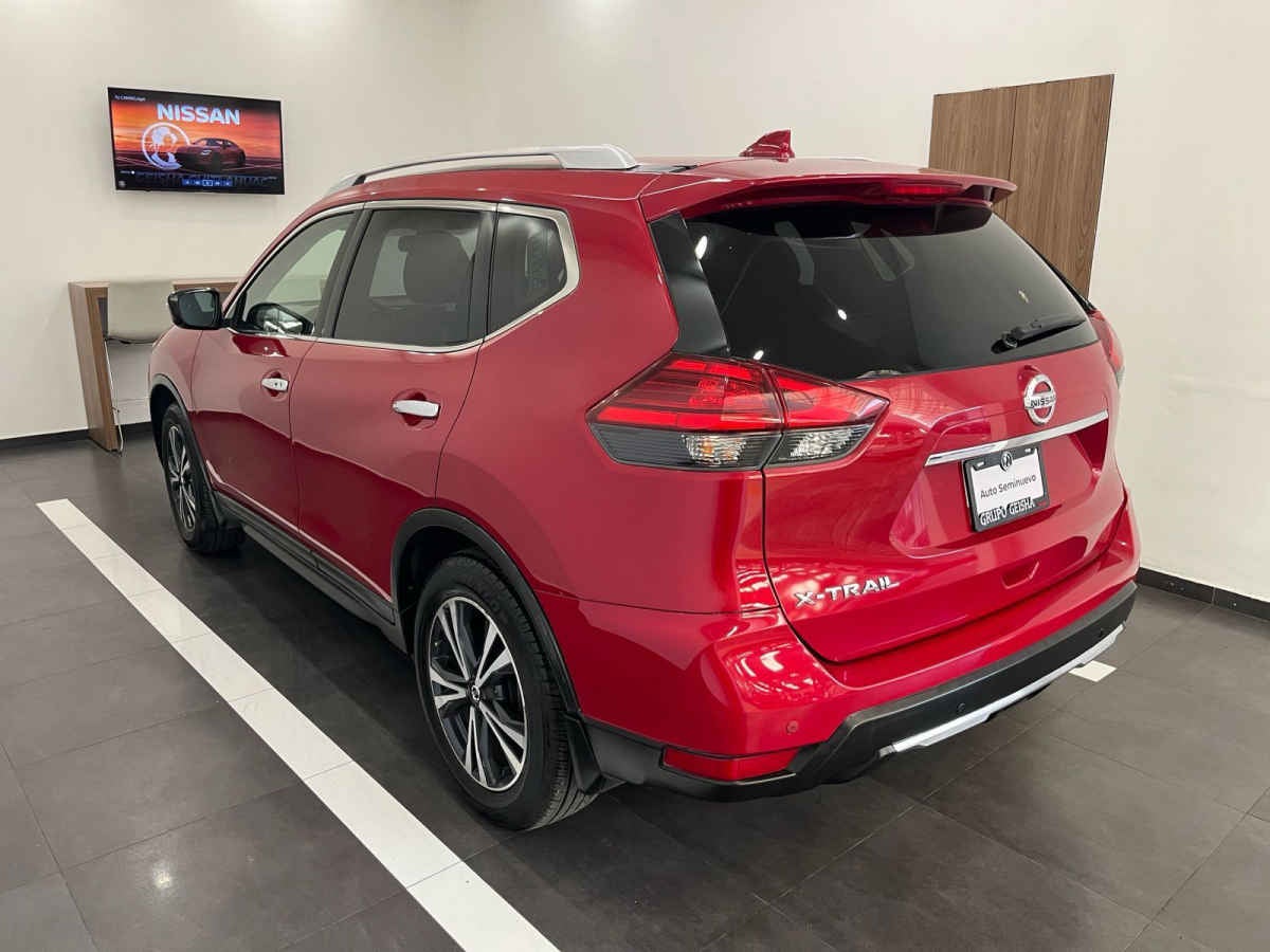 2020 Nissan X-Trail 5p Advance 3 L4/2.5 Aut