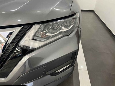 2022 Nissan X-Trail 5p Exclusive 3 L4/2.5 Aut Banca abatible