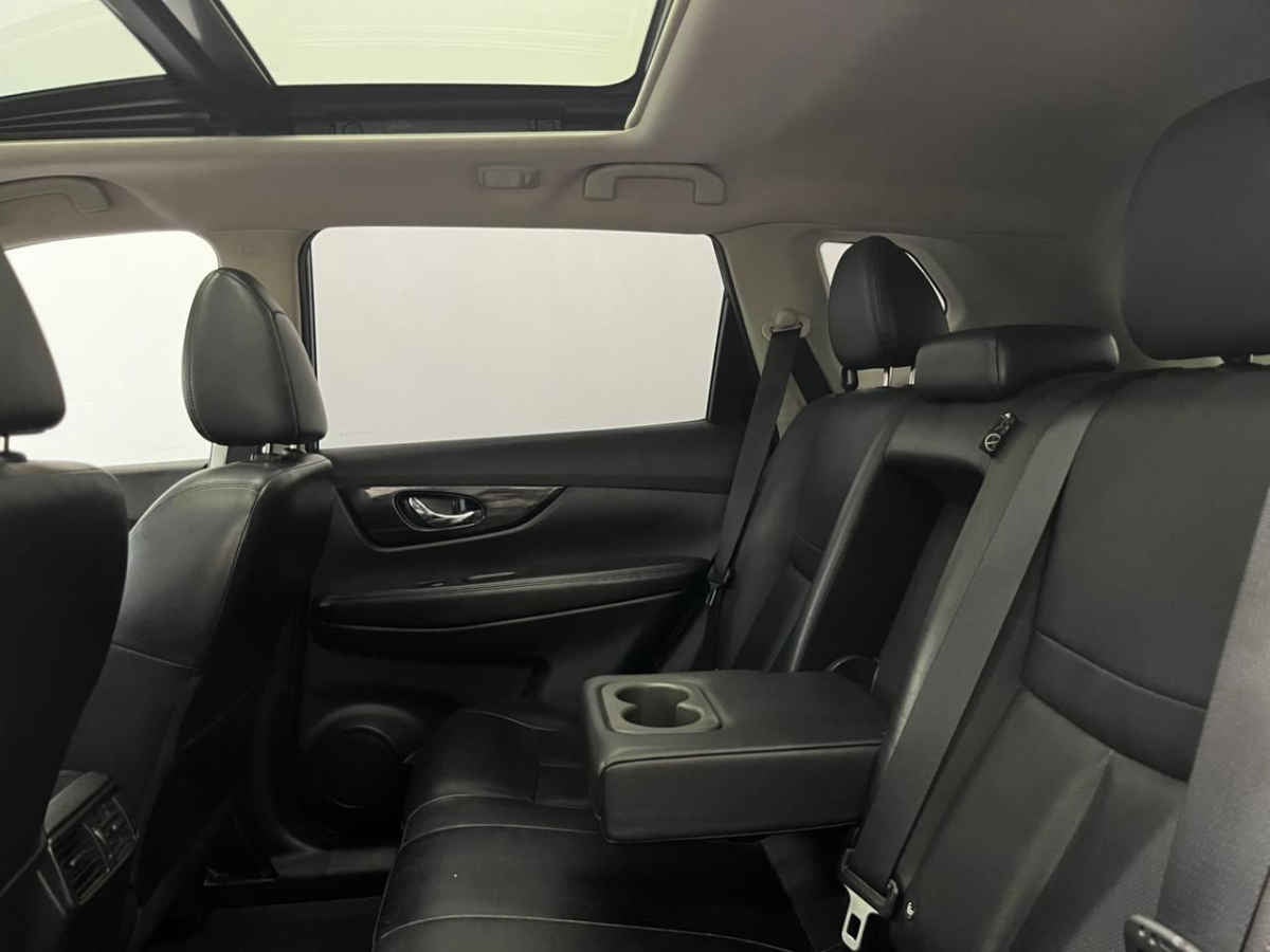 2019 Nissan X-Trail 5p Híbrido L4/2.0 Aut