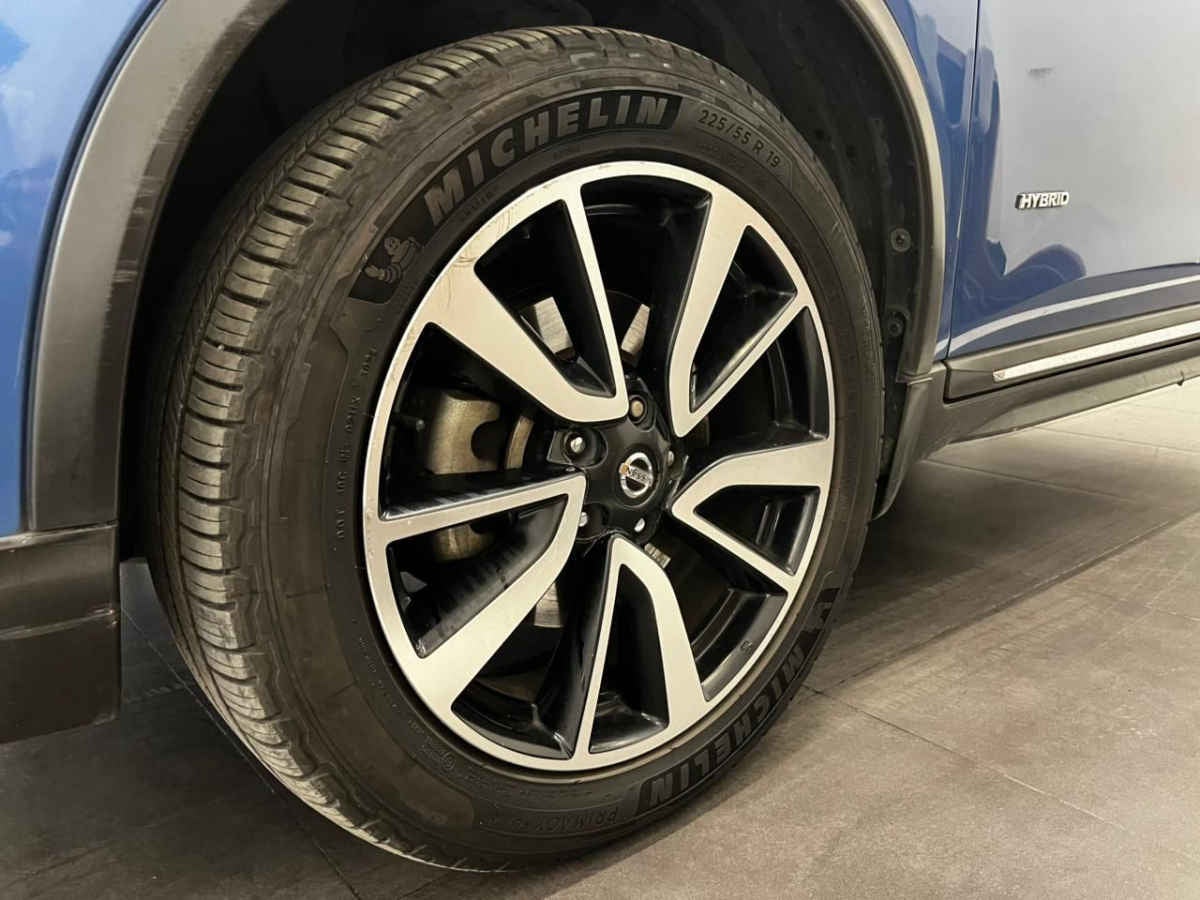 2019 Nissan X-Trail 5p Híbrido L4/2.0 Aut