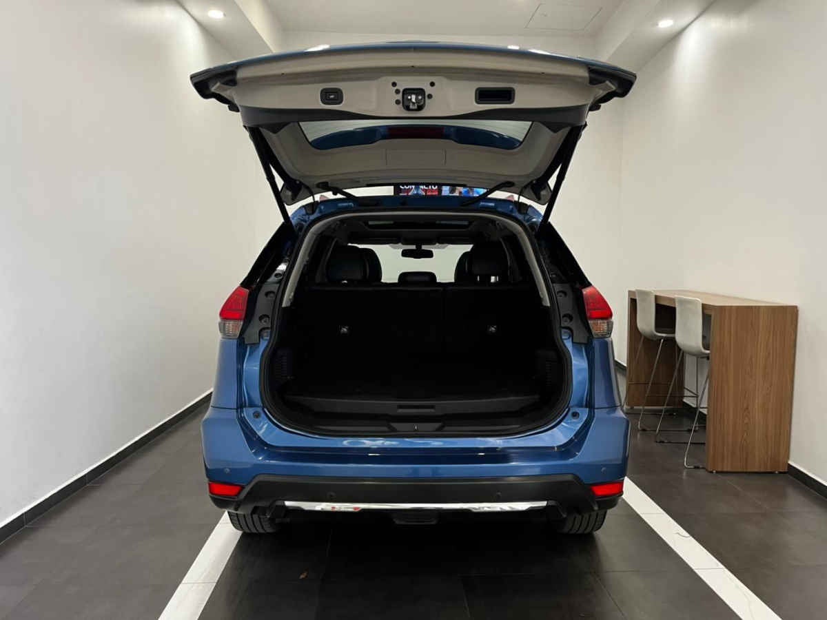2019 Nissan X-Trail 5p Híbrido L4/2.0 Aut