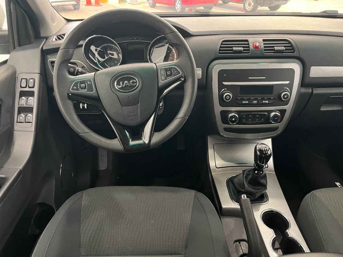 2024 JAC Frison 4p T6 Flex Doble Cabina L4 /2.0/ Man