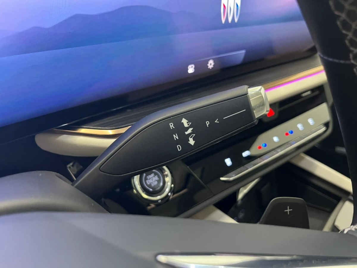 2024 Buick Envision 5p Avenir L4/2.0/T Aut