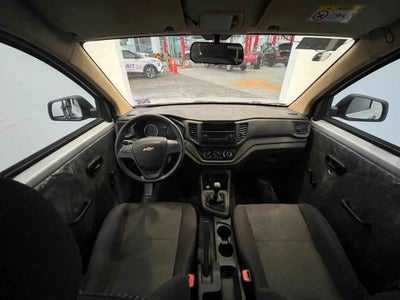 2024 Chevrolet Tornado 5p Van LS L4/1.5 Man