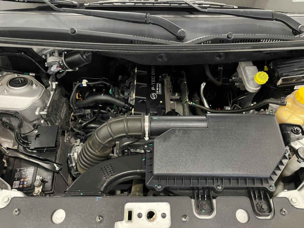 2024 Chevrolet Tornado 5p Van LS L4/1.5 Man