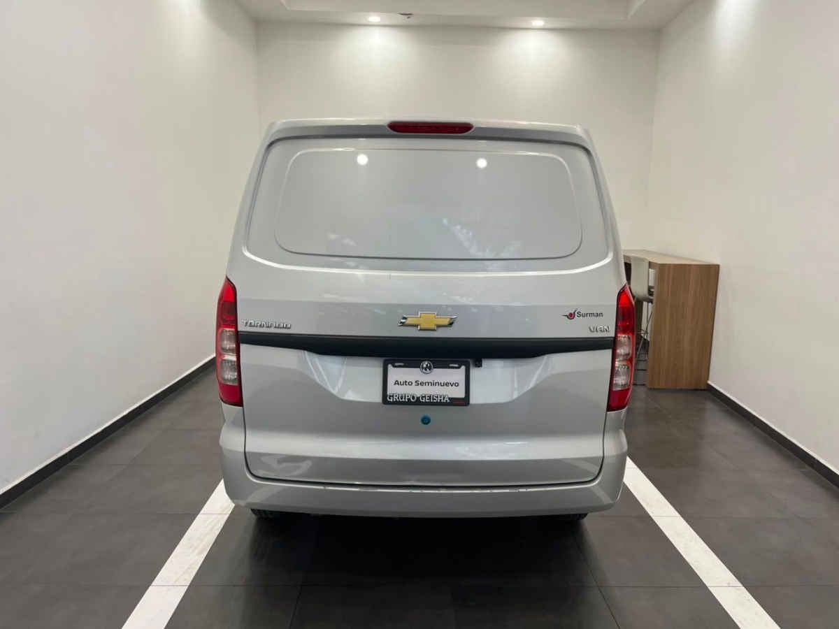 2024 Chevrolet Tornado 5p Van LS L4/1.5 Man