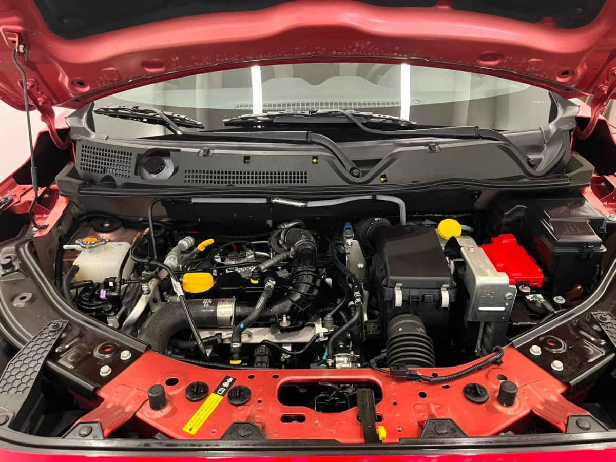 2025 Nissan Magnite 5p Exclusive L3/1.0/T Man
