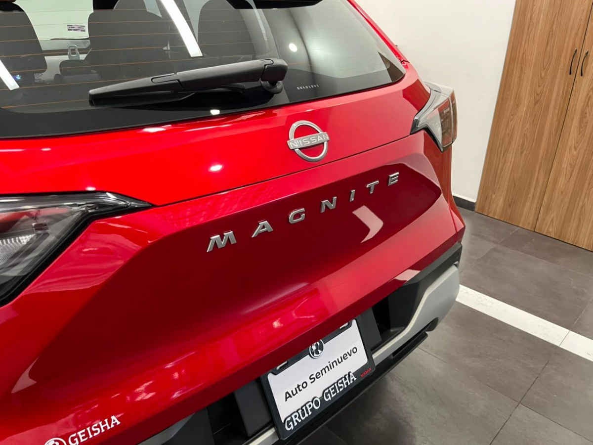 2025 Nissan Magnite 5p Exclusive L3/1.0/T Man