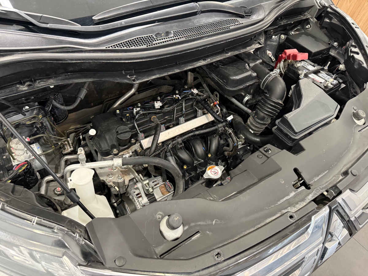 2023 Mitsubishi Xpander 5p GLS L4/1.5 Aut