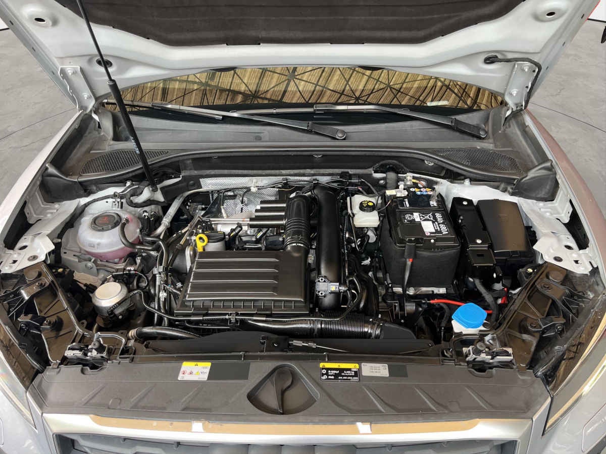 2024 Audi Q2 5p Dynamic L4/1.4/T Aut