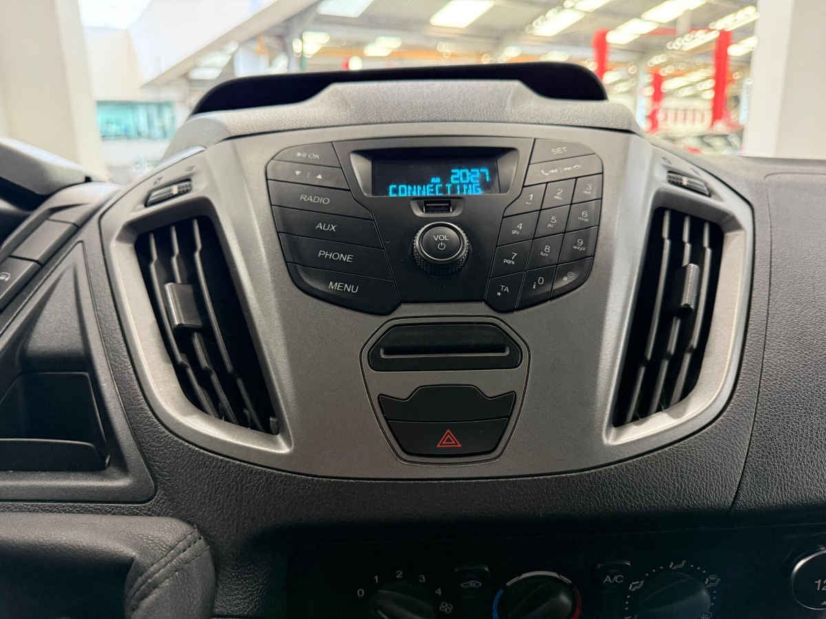 2021 Ford Transit 4p Custom Van Corta L4/2.2/T Diesel Man A/A