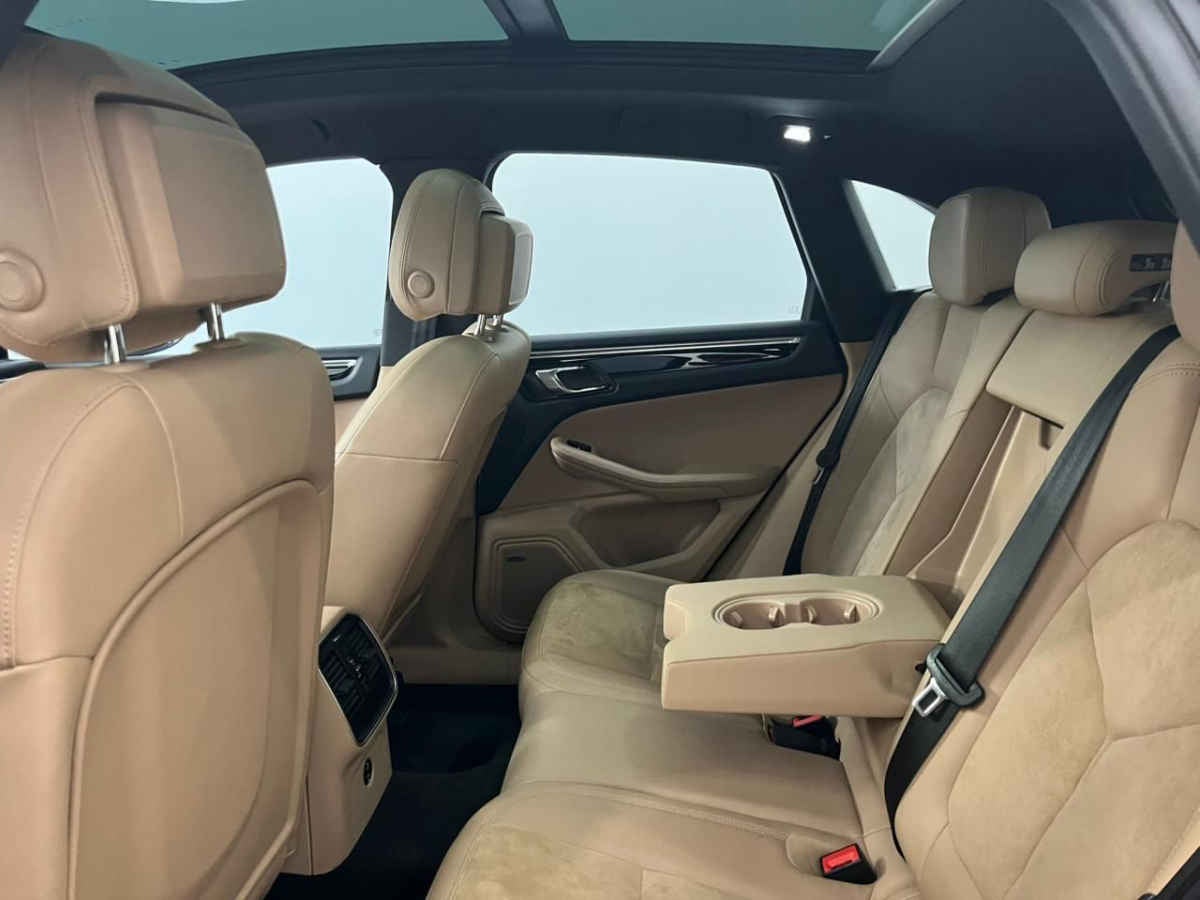 2021 Porsche Macan 5p S V6/3.0/T Aut