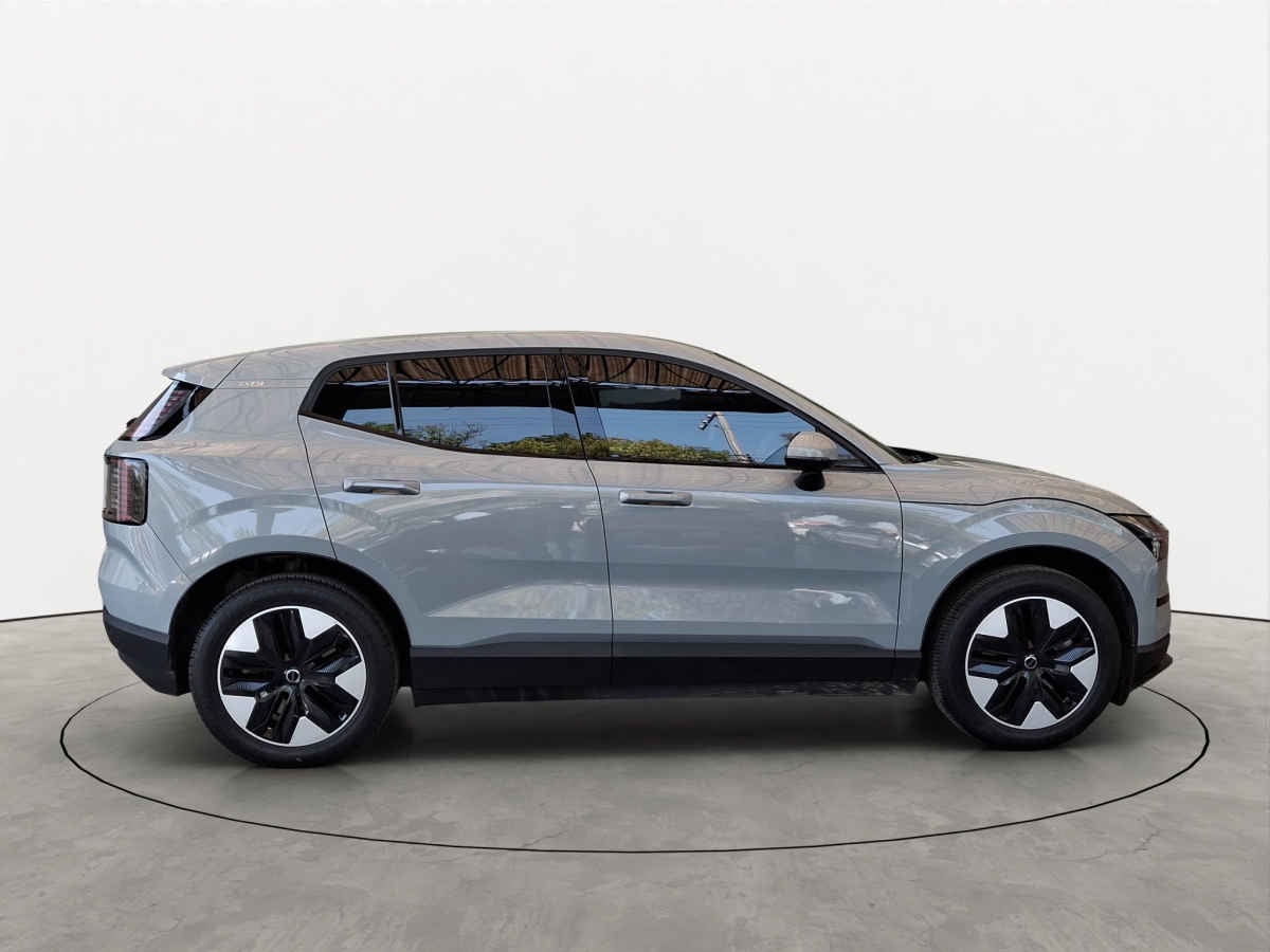 2025 Volvo EX30 5p Core EV Aut 51 kWh
