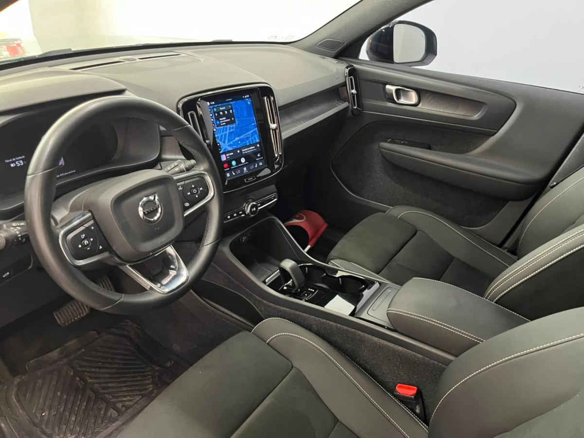 2024 Volvo XC40 5p Recharge Plus P6 EV 69 kWh Aut